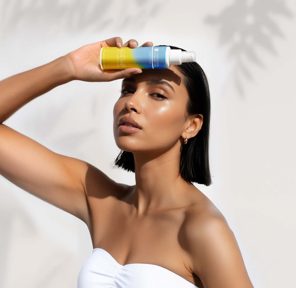 REFRESHING FACE MIST l Kosteus- ja meikinkiinnityssuihke l Janssen Cosmetics